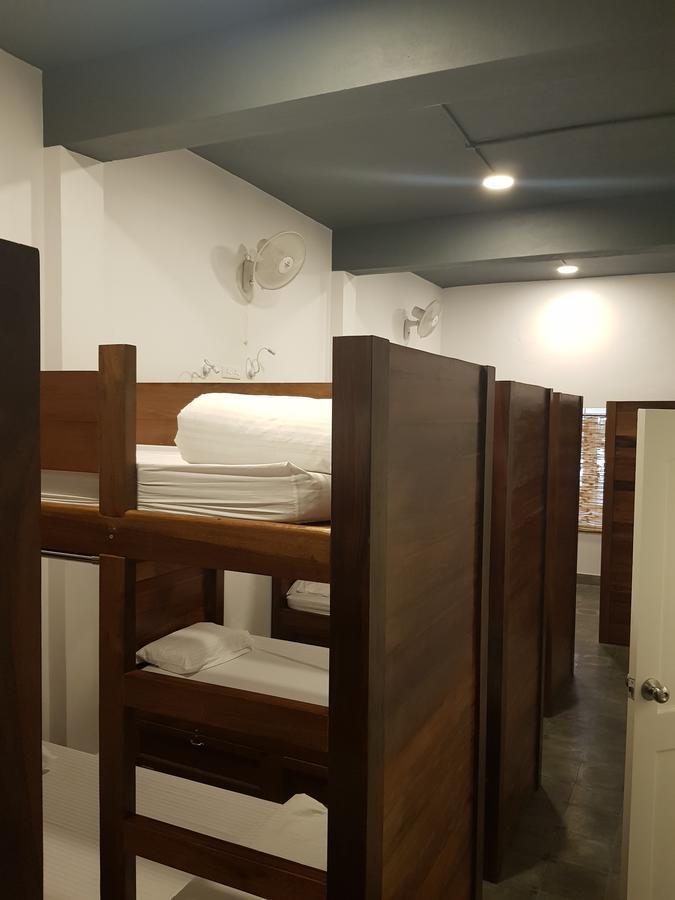 Micasa Hostels 蓬蒂切里 外观 照片
