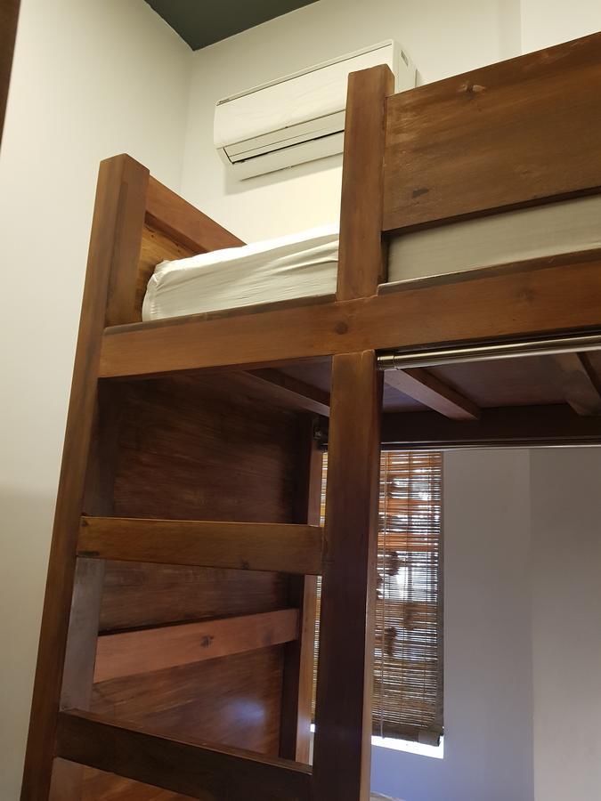 Micasa Hostels 蓬蒂切里 外观 照片